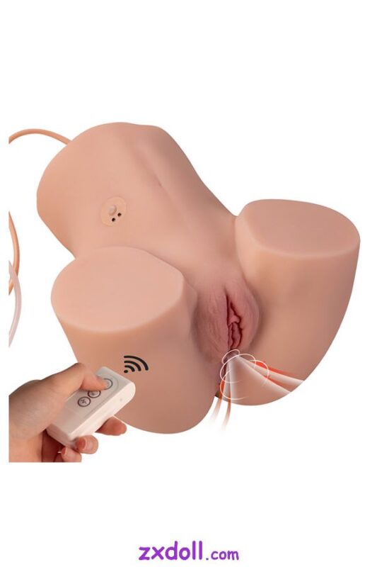lili sex doll xWc97j9 600x900 1