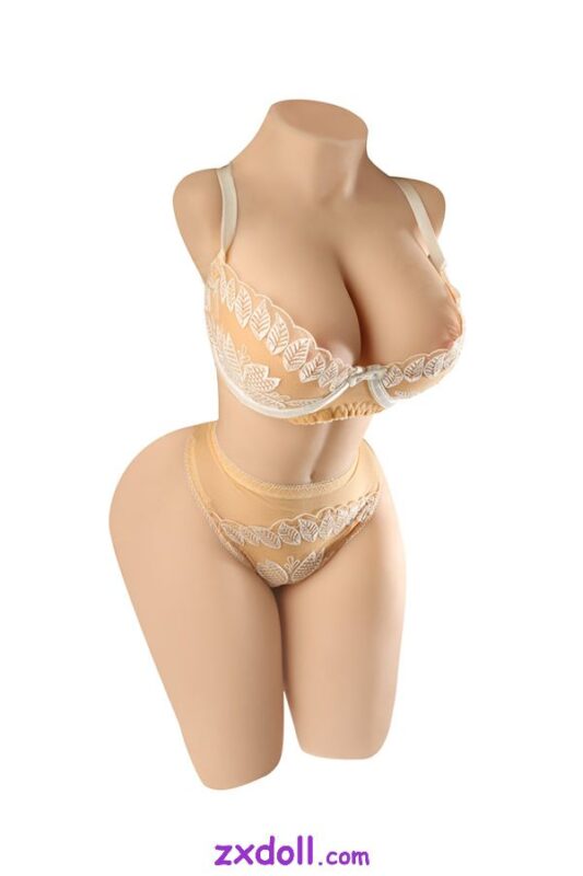 your doll sex qYu92j3 600x900 1