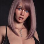 girl and sex doll cWj65n8